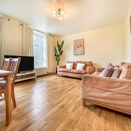 Spacious 4 Bed Flat Near London 02 Arena Greenwich Exterior photo